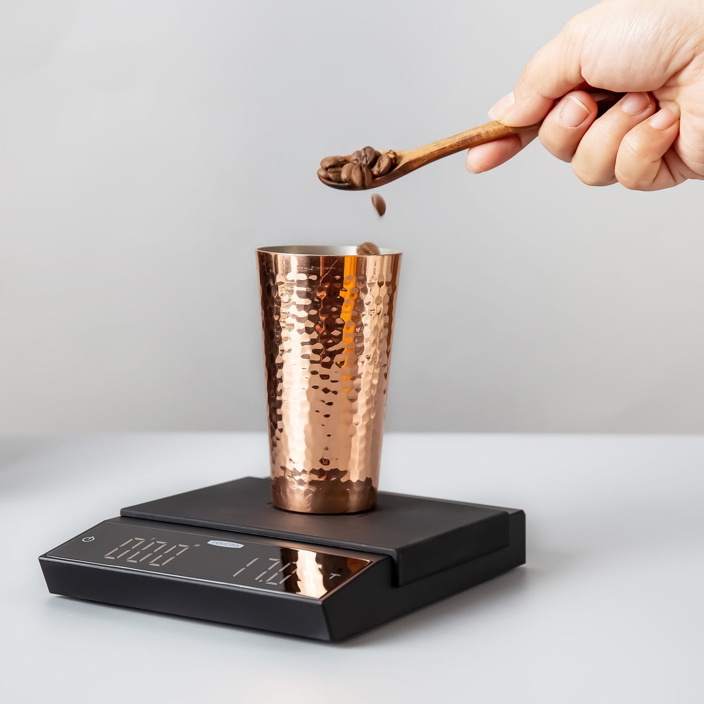 Felicita Incline Digitale Waage mit Bluetooth, schwarz