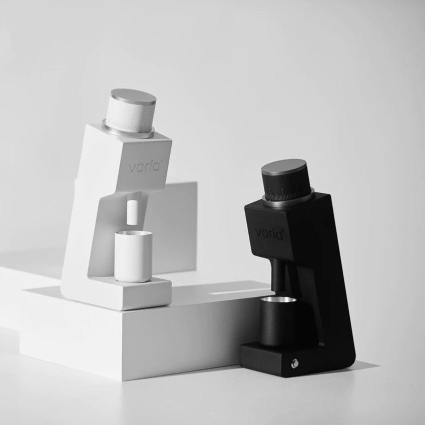 Varia VS3 Mühle schwarz und weiß