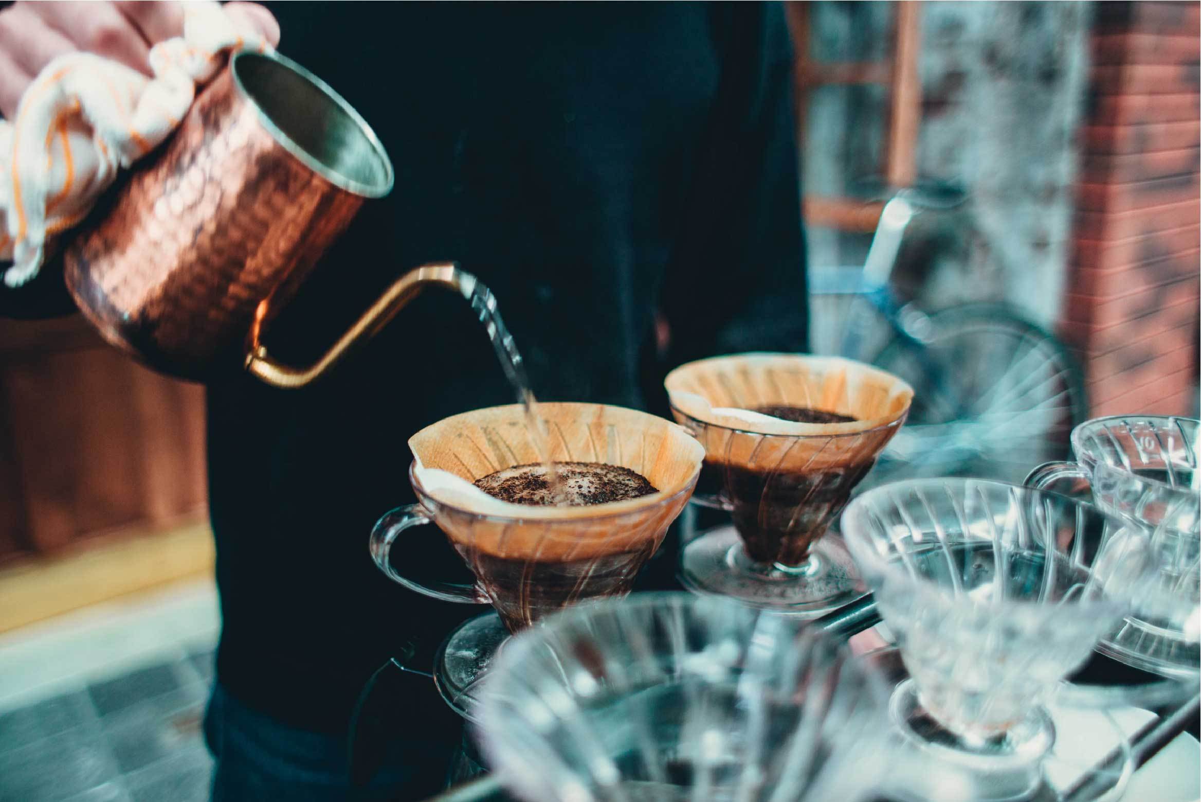 Zubereitung mit dem Hand-Kaffeefilter