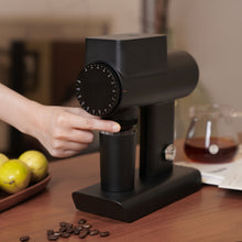 Load image into Gallery viewer, Timemore Sculptor 064/064S elektrische Kaffeemühle schwarz