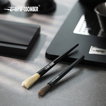 Laden Sie das Bild in den Galerie-Viewer, MHW-3BOMBER Pen Brush Pinselbürste  ABS und Aluminiumlegierung