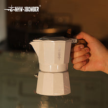 Laden Sie das Bild in den Galerie-Viewer, MHW-3BOMBER Double Valve Moka Pot Espressokocher 100 ml