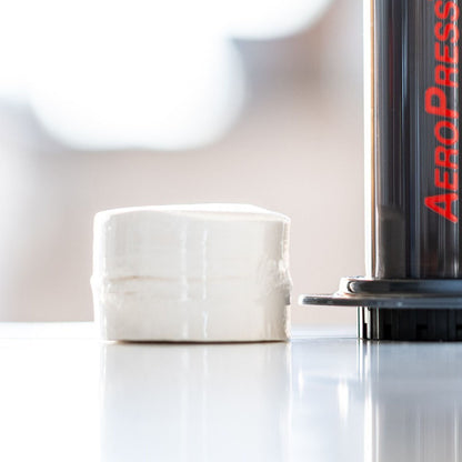Aeropress Filter neue rote Verpackung ausgepackt