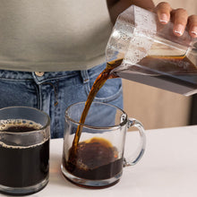 Laden Sie das Bild in den Galerie-Viewer, AeroPress Carafe