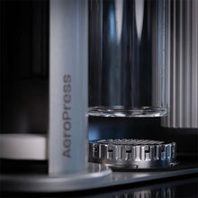 Laden Sie das Bild in den Galerie-Viewer, AeroPress Stainless Steel Organizer für AeroPress Premium, Clear und Original