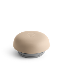 Laden Sie das Bild in den Galerie-Viewer, Fellow Thermobecher Carter Move Mug Sand Dune 355 ml, Limited Edition, Deckel