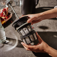Laden Sie das Bild in den Galerie-Viewer, Espro Coffee Micro-Filter Ersatz-Mikrofilter für Espro P3/P5/P6/P7 French Press 32 oz