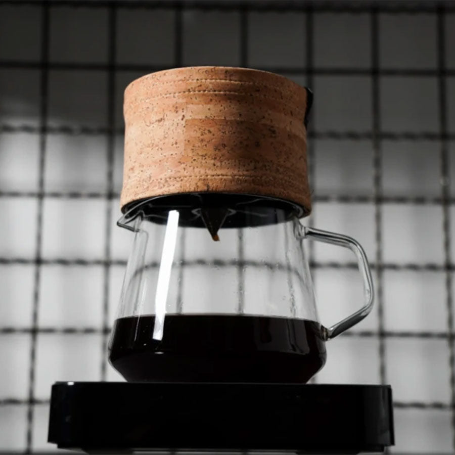 Graycano Cork Sleeve Pro Desert mit Graycano Dripper und Pourcano Server