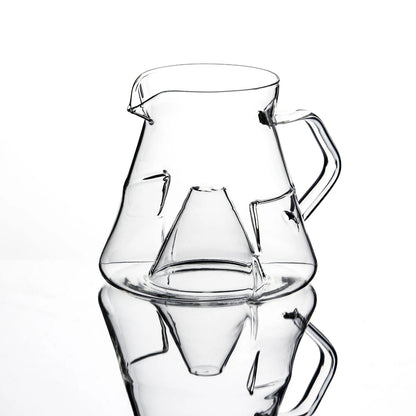 Icosa Cyclone Carafe Standard aus transparentem Borosilikatglas