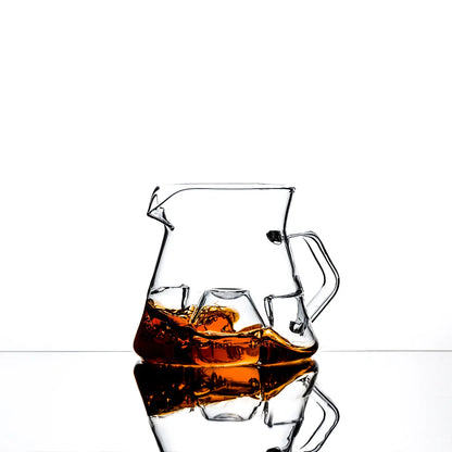 Icosa Cyclone Carafe Small 400 ml mit Filterkaffee aus Borosilikatglas