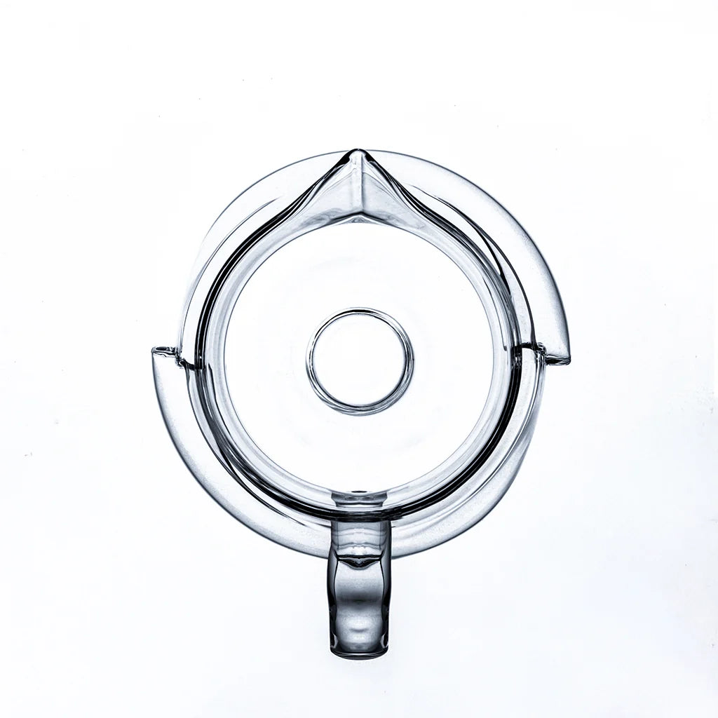 Icosa Cyclone Carafe Small 400 ml Draufsicht mit Ausgießer und Griff