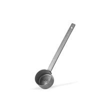 Laden Sie das Bild in den Galerie-Viewer, MHW-3BOMBER Long Measuring Spoon Kaffeedosierlöffel aus Edelstahl, Farbe Silver Spot
