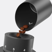 Laden Sie das Bild in den Galerie-Viewer, Subminimal Subscale Digital Coffee Dosing Cup