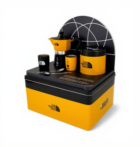The North Face x Bialetti Espresso Set mit Espressokocher, Bechern und Zubehör in limitierter Sammlerbox