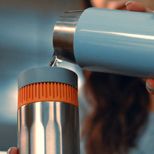Load image into Gallery viewer, Wacaco Pipamoka To-Go tragbarer Kaffeebereiter für Reisen und Camping