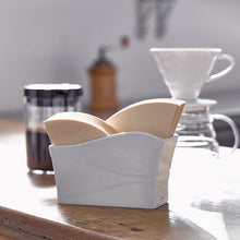 Laden Sie das Bild in den Galerie-Viewer, Hario V60 Paper Stand Filterhalter