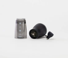 Laden Sie das Bild in den Galerie-Viewer, Hario Mini Slim PLUS Kaffeemühle - B-Ware