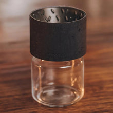 graycano Dripper mit schwarzem Korksleeve